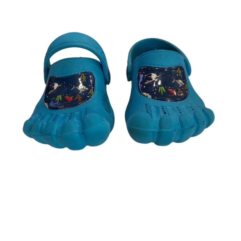 Kids' Blue Space-Themed Toe Shoes Size 5/6 Adjustable Strap Casual